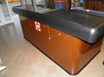 касавы бокс з інтэлектуальнай сістэмай кіравання